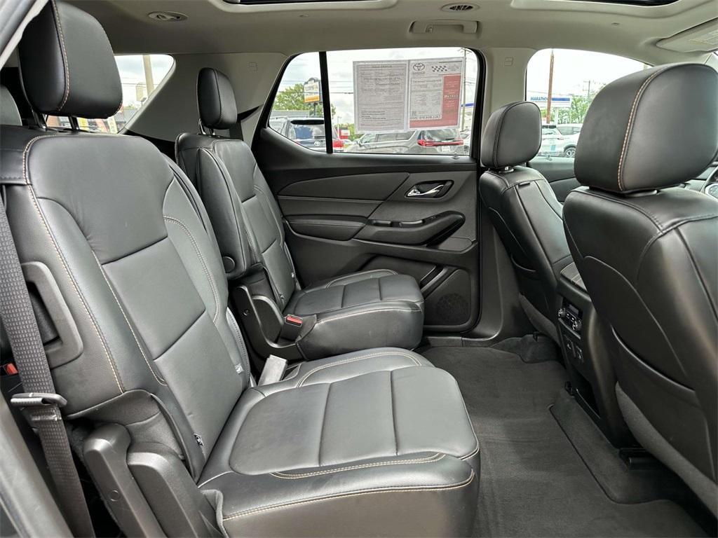used 2018 Chevrolet Traverse car, priced at $17,388