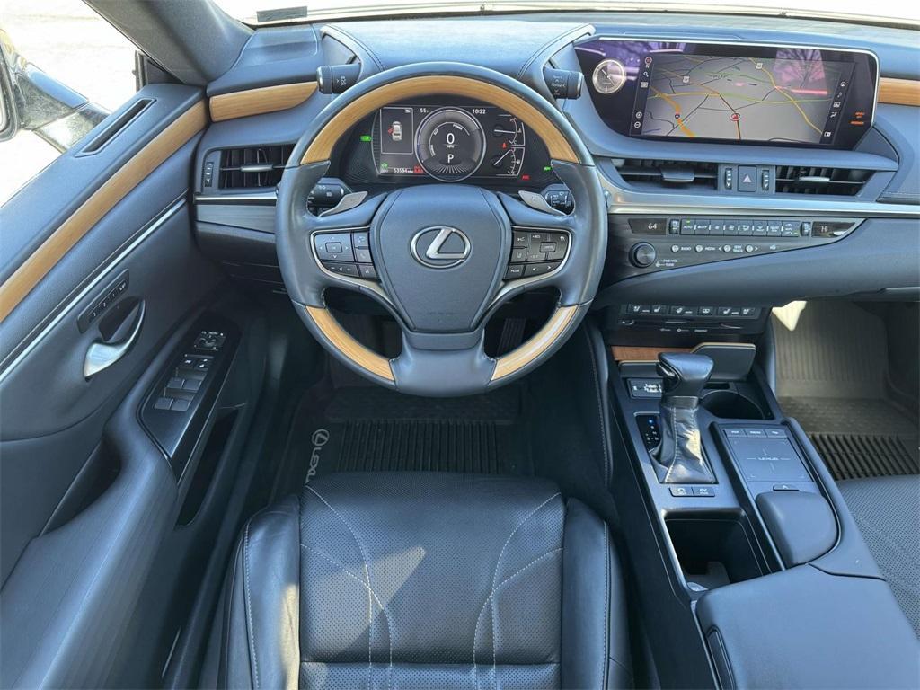 used 2020 Lexus ES 300h car, priced at $31,588