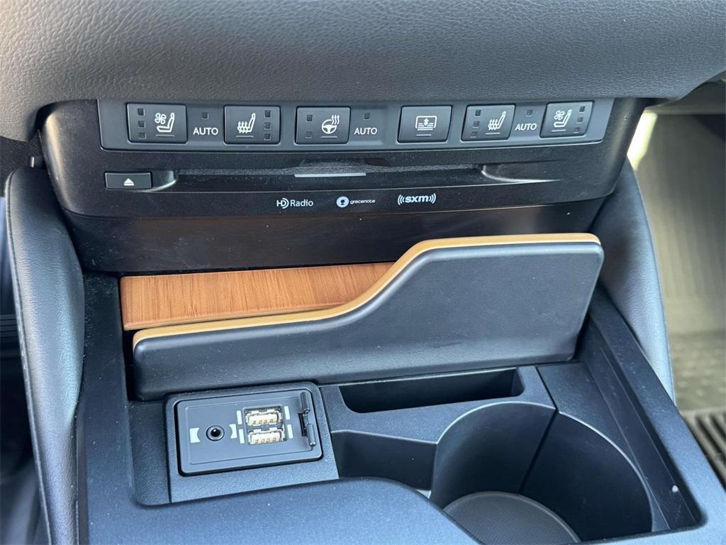 used 2020 Lexus ES 300h car, priced at $31,588