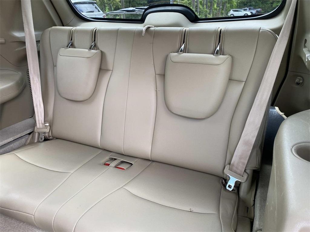 used 2010 Toyota Highlander car, priced at $12,588
