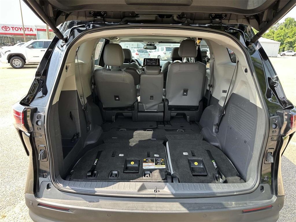 used 2023 Toyota Sienna car, priced at $40,988
