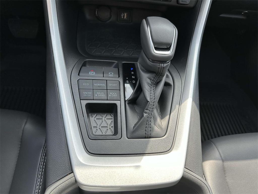 new 2025 Toyota RAV4 car, priced at $39,457