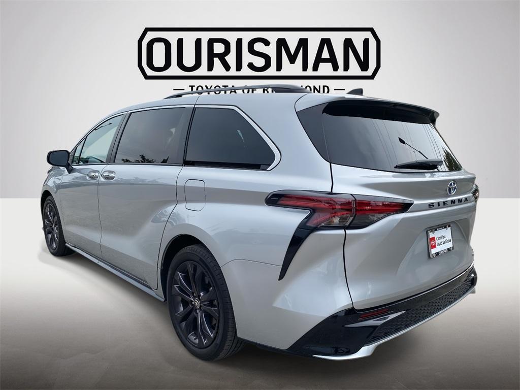 used 2022 Toyota Sienna car, priced at $45,988