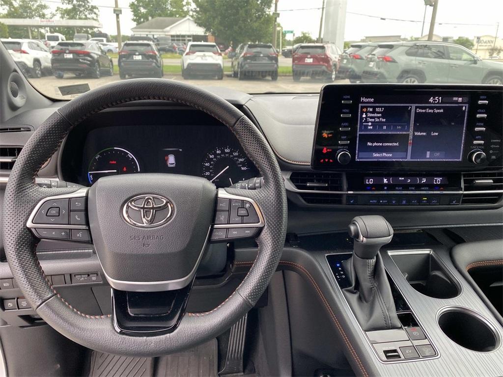 used 2022 Toyota Sienna car, priced at $45,988
