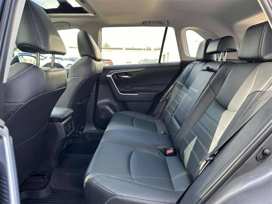 used 2020 Toyota RAV4 car, priced at $28,977