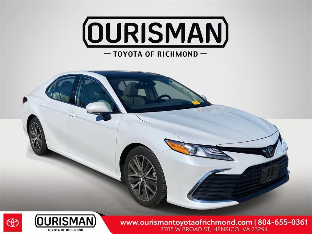 used 2021 Toyota Camry car, priced at $25,677