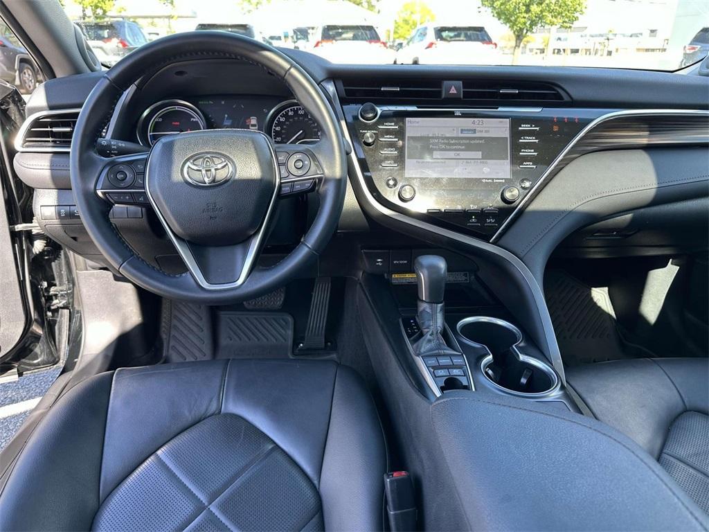 used 2018 Toyota Camry Hybrid car, priced at $25,366