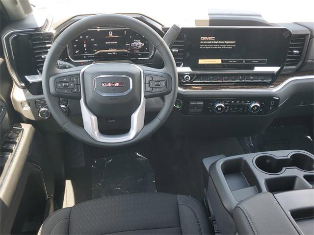 new 2025 GMC Sierra 1500 car, priced at $45,095