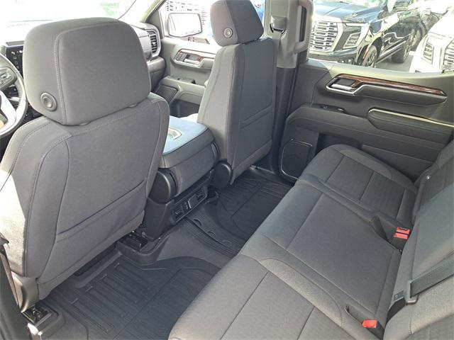new 2025 GMC Sierra 1500 car, priced at $55,680