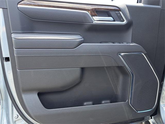 new 2025 GMC Sierra 1500 car, priced at $55,680