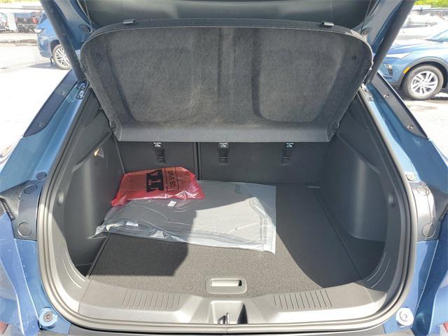 new 2025 Buick Envista car, priced at $26,625