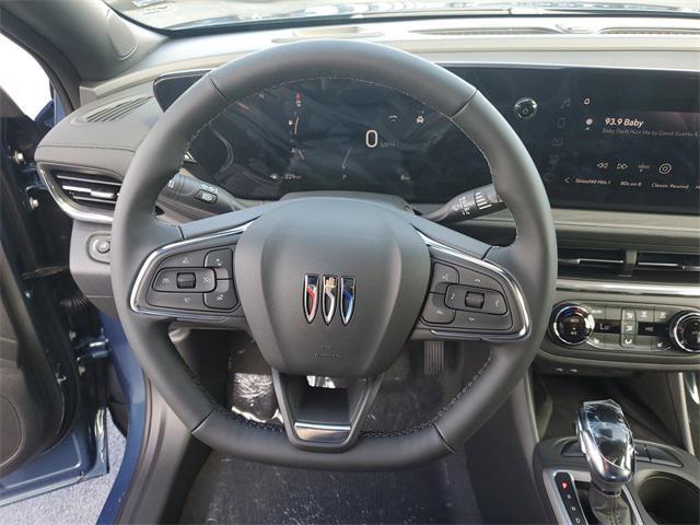 new 2025 Buick Envista car, priced at $26,625