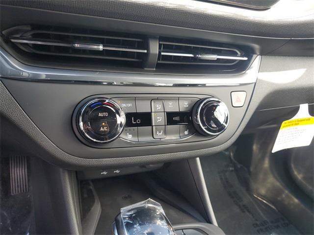 new 2025 Buick Envista car, priced at $26,625
