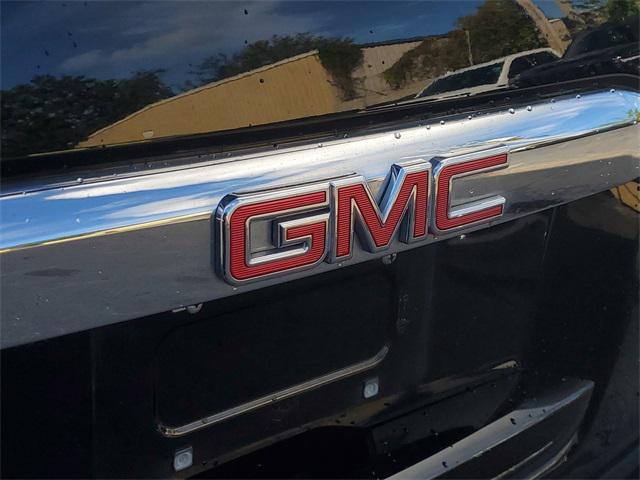 used 2017 GMC Yukon car, priced at $28,905