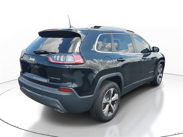used 2019 Jeep Cherokee car, priced at $15,386