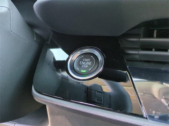 new 2025 Buick Envision car, priced at $41,240
