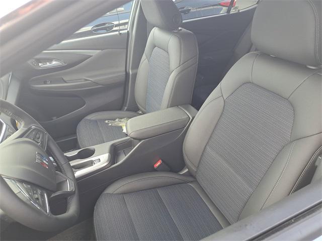 new 2025 Buick Envista car, priced at $26,625