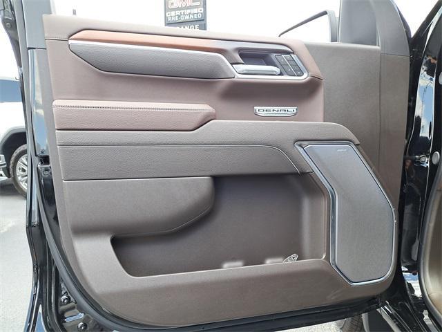 new 2025 GMC Sierra 1500 car, priced at $68,304