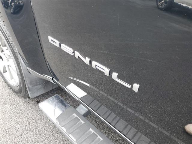 used 2022 GMC Canyon car, priced at $38,391