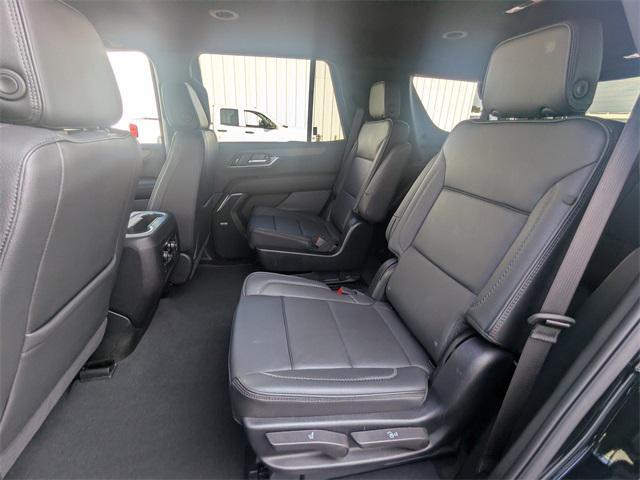 used 2025 GMC Yukon car, priced at $71,432