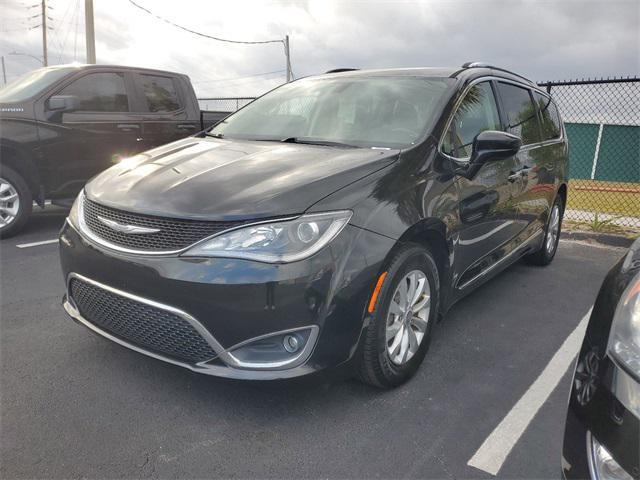 used 2018 Chrysler Pacifica car, priced at $16,206