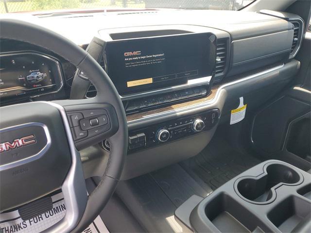 new 2025 GMC Sierra 1500 car, priced at $46,680