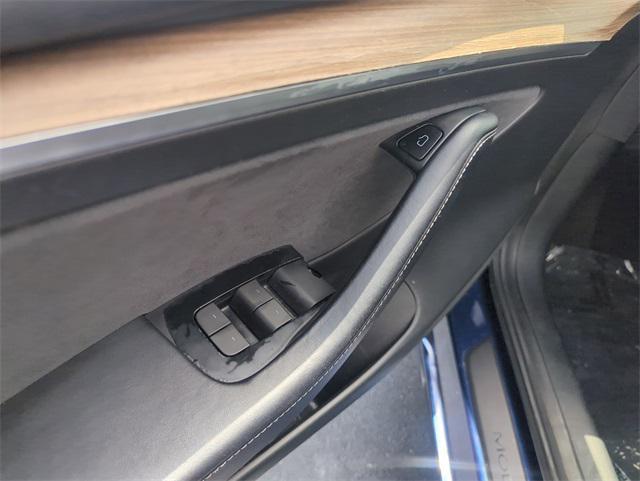 used 2022 Tesla Model 3 car, priced at $20,409