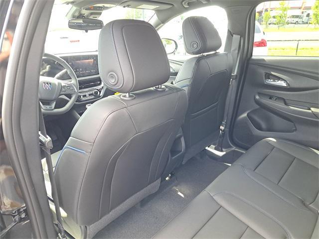 new 2025 Buick Envista car, priced at $28,430