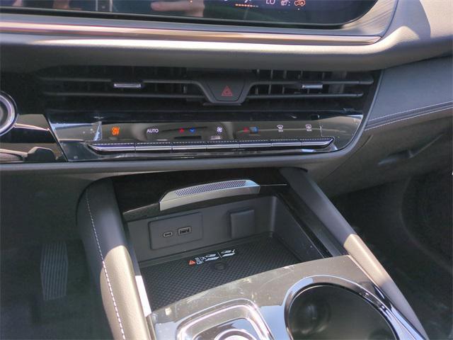 new 2025 Buick Envision car, priced at $47,095