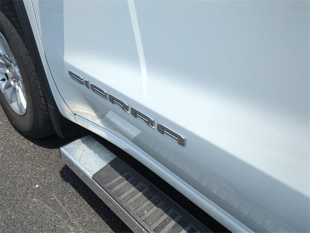 used 2022 GMC Sierra 1500 car, priced at $34,303