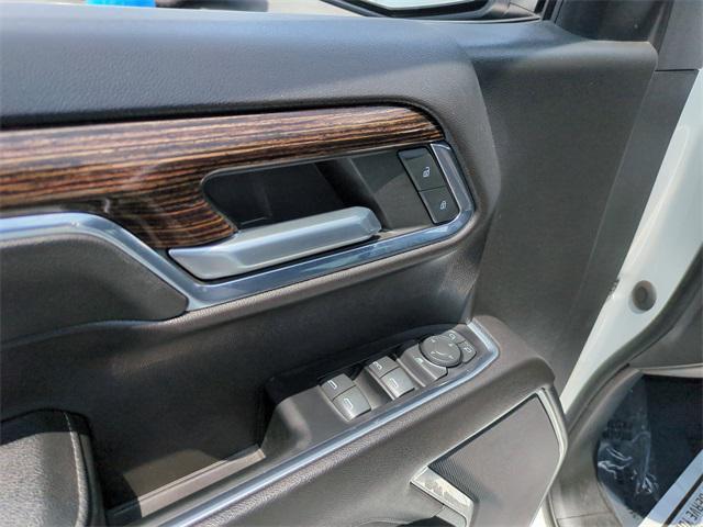 used 2022 GMC Sierra 1500 car, priced at $34,303