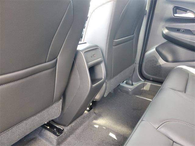 new 2025 Buick Envista car, priced at $30,134