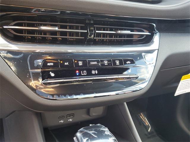 new 2025 Buick Envista car, priced at $30,134