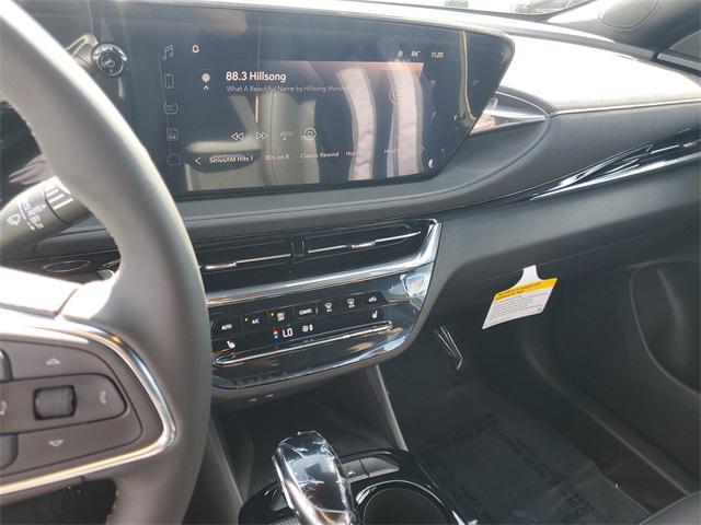 new 2025 Buick Envista car, priced at $30,134