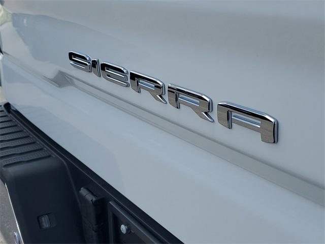 new 2025 GMC Sierra 1500 car, priced at $59,774