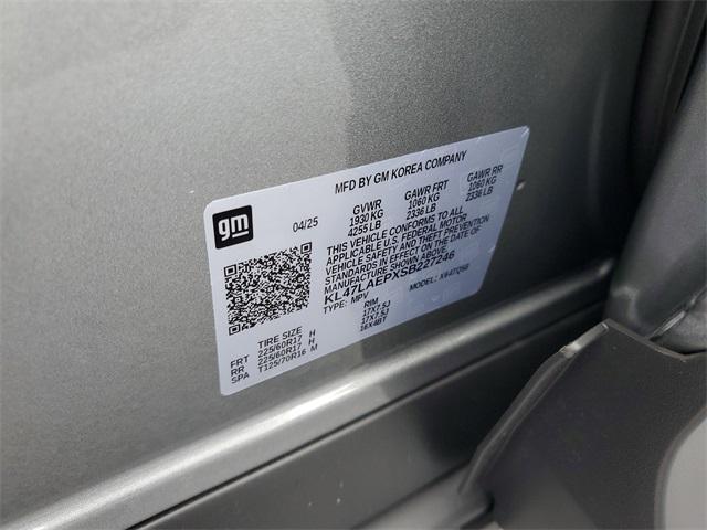 new 2025 Buick Envista car, priced at $24,030