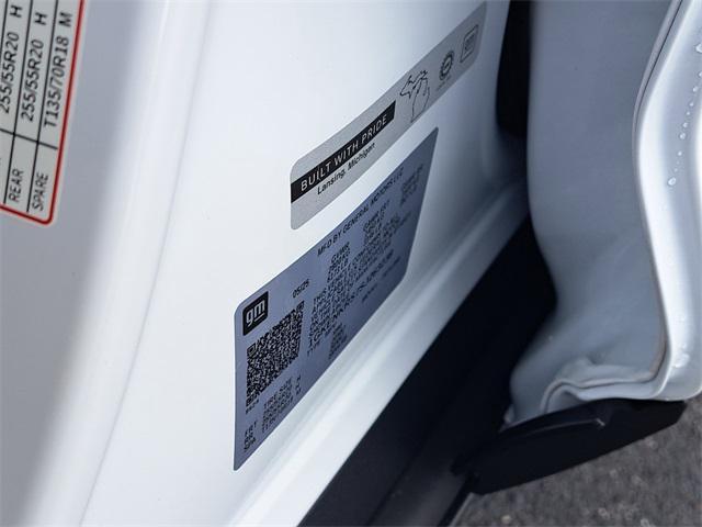 new 2025 GMC Acadia car, priced at $43,930