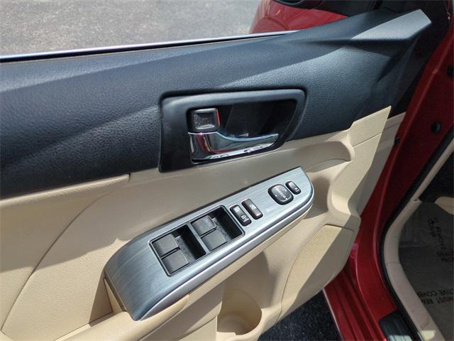 used 2012 Toyota Camry Hybrid car, priced at $15,147