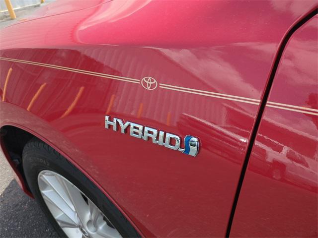 used 2012 Toyota Camry Hybrid car, priced at $15,147