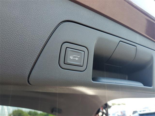 new 2025 Buick Envision car, priced at $38,740