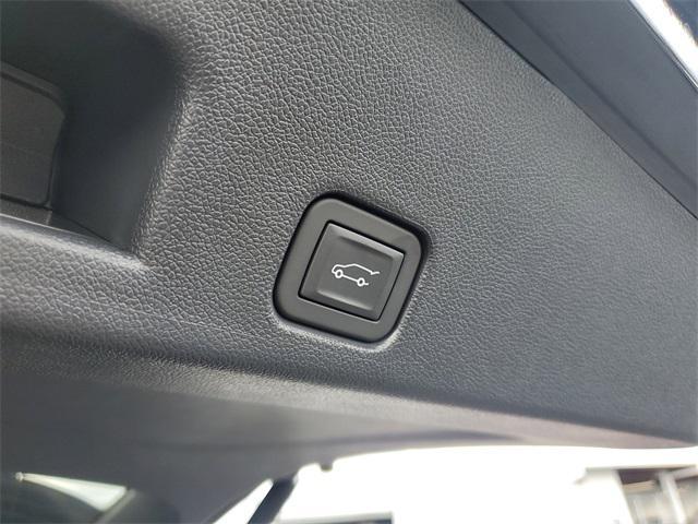 used 2024 Chevrolet Traverse car, priced at $49,813