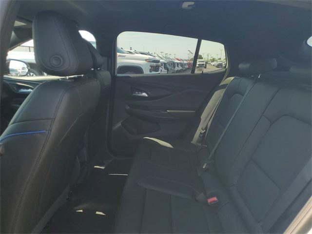 new 2025 Buick Envista car, priced at $28,530