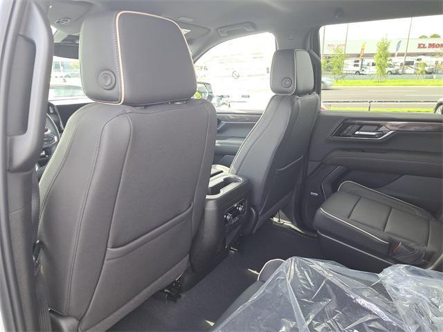 new 2025 GMC Yukon car, priced at $71,215