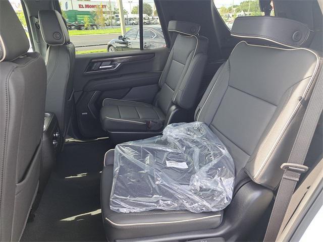 new 2025 GMC Yukon car, priced at $71,215
