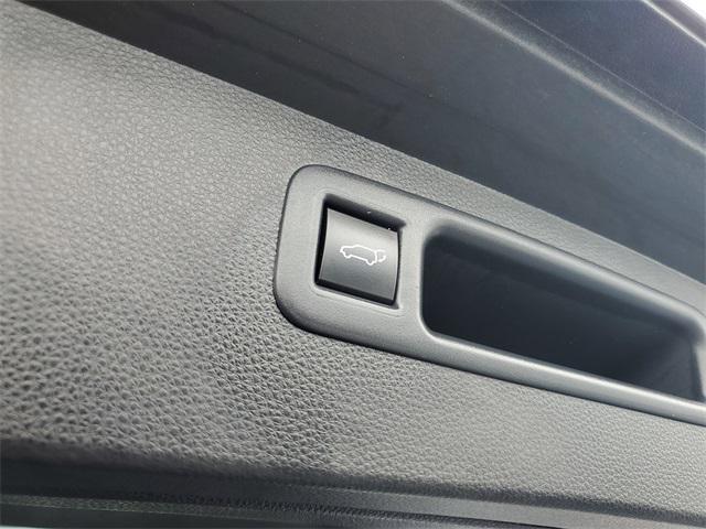 used 2021 Toyota Highlander Hybrid car, priced at $34,142