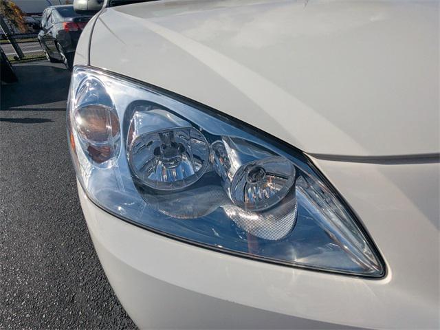 used 2006 Pontiac G6 car, priced at $9,900