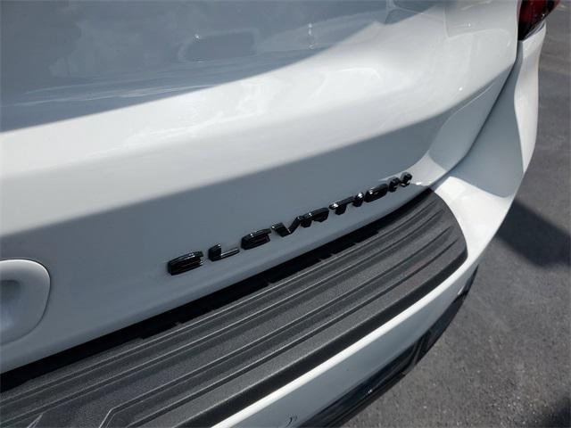 used 2025 GMC Yukon car, priced at $68,719