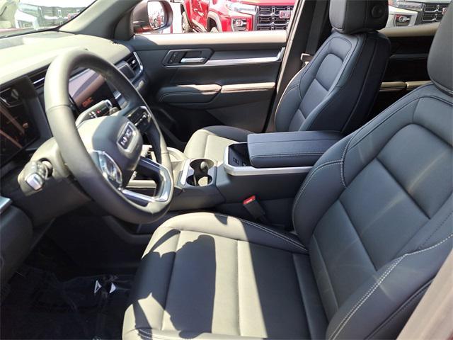 new 2025 GMC Terrain car, priced at $38,070