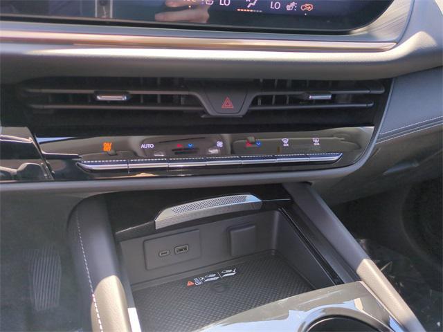 new 2025 Buick Envision car, priced at $47,095