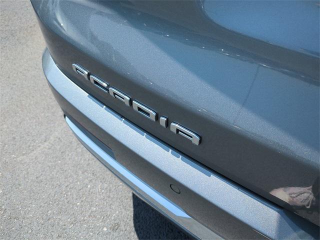 used 2023 GMC Acadia car, priced at $36,286